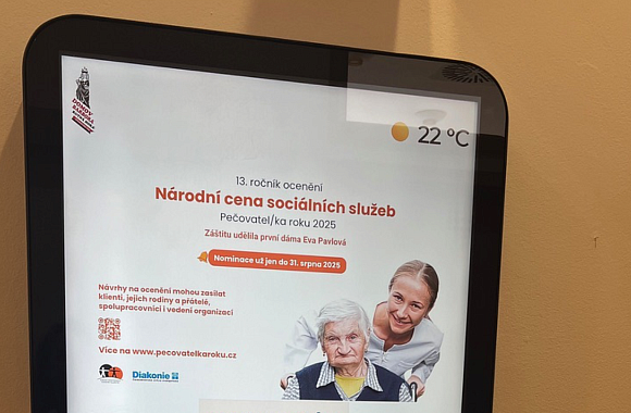 Podporujeme ocenění Pečovatelka roku – spot jsme odvysílali na ÁMOSkách v domovech seniorů