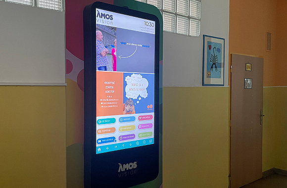 Pohledy jiné generace právě teď na všech ÁMOSkách